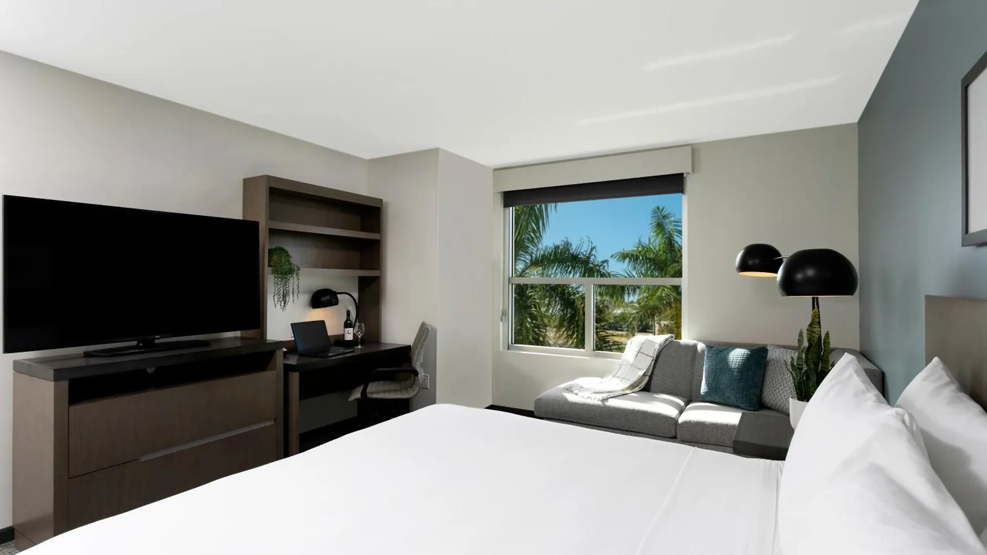 Hyatt House San Juan Hotel 3*,